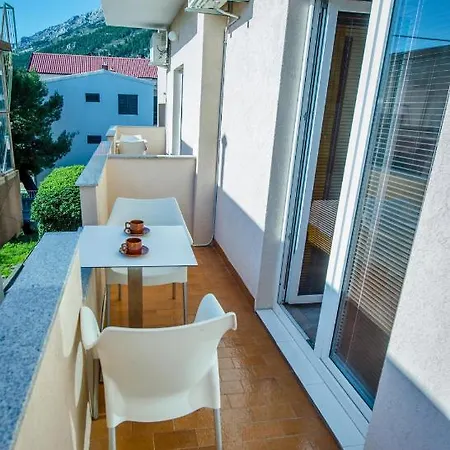 Nedo Appartement Baška Voda