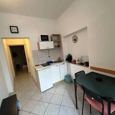 Nedo Apartment *