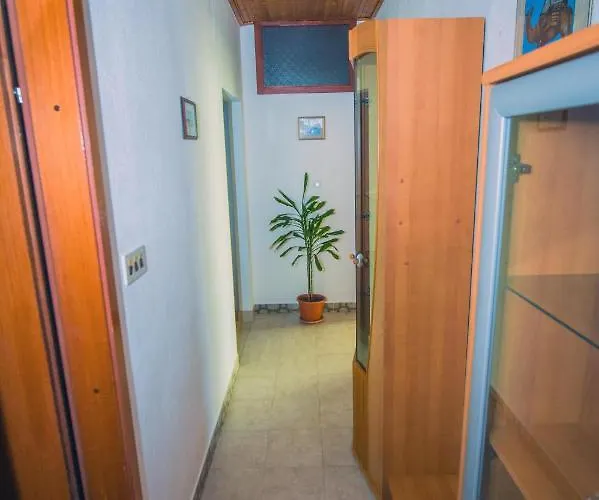 Apartamento Nedo Baška Voda